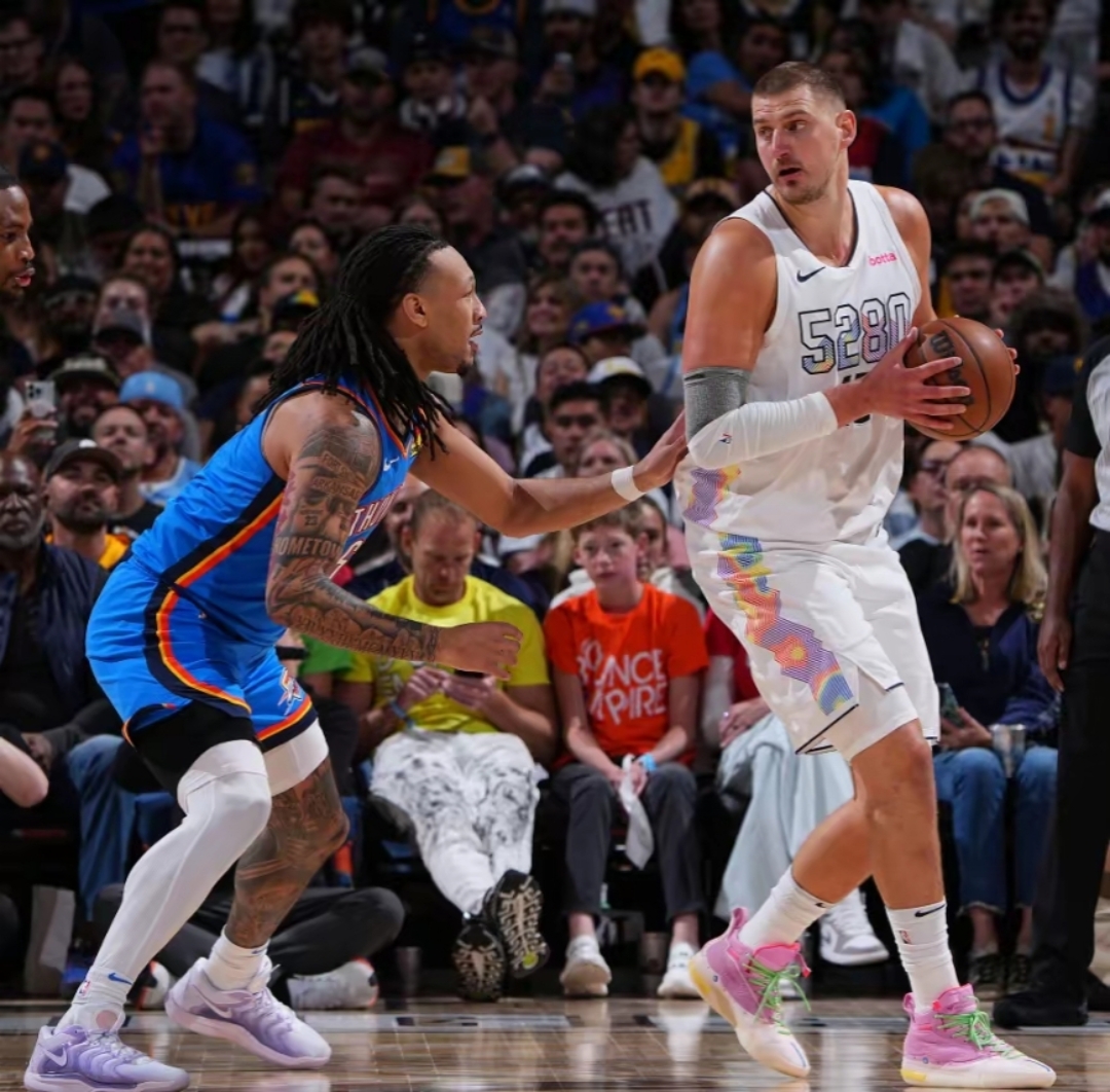 里昂迎NBA季后赛关键赛；赛后手感冰凉；压力陡增；球探报告显示潜力
